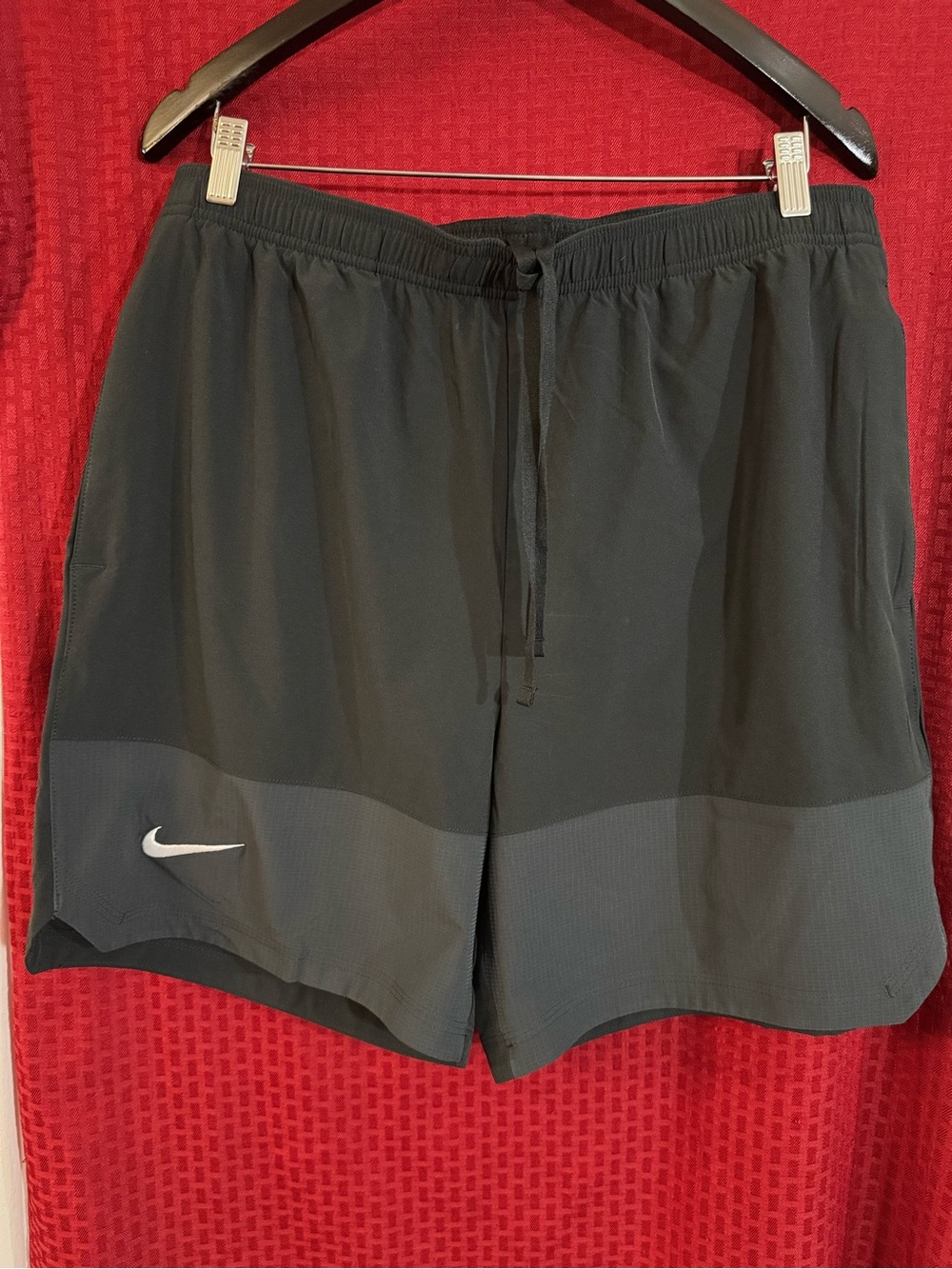 Nike Men's Black and Dark Gray Dry-Fit Shorts